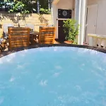 Family House - 50 M To The Beach! 度假居 Kožino