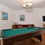 Family House - 50 M To The Beach!