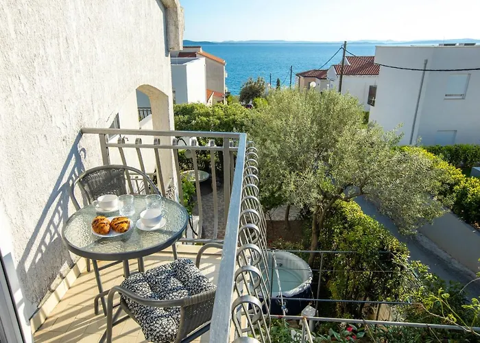 Family House - 50 M To The Beach!